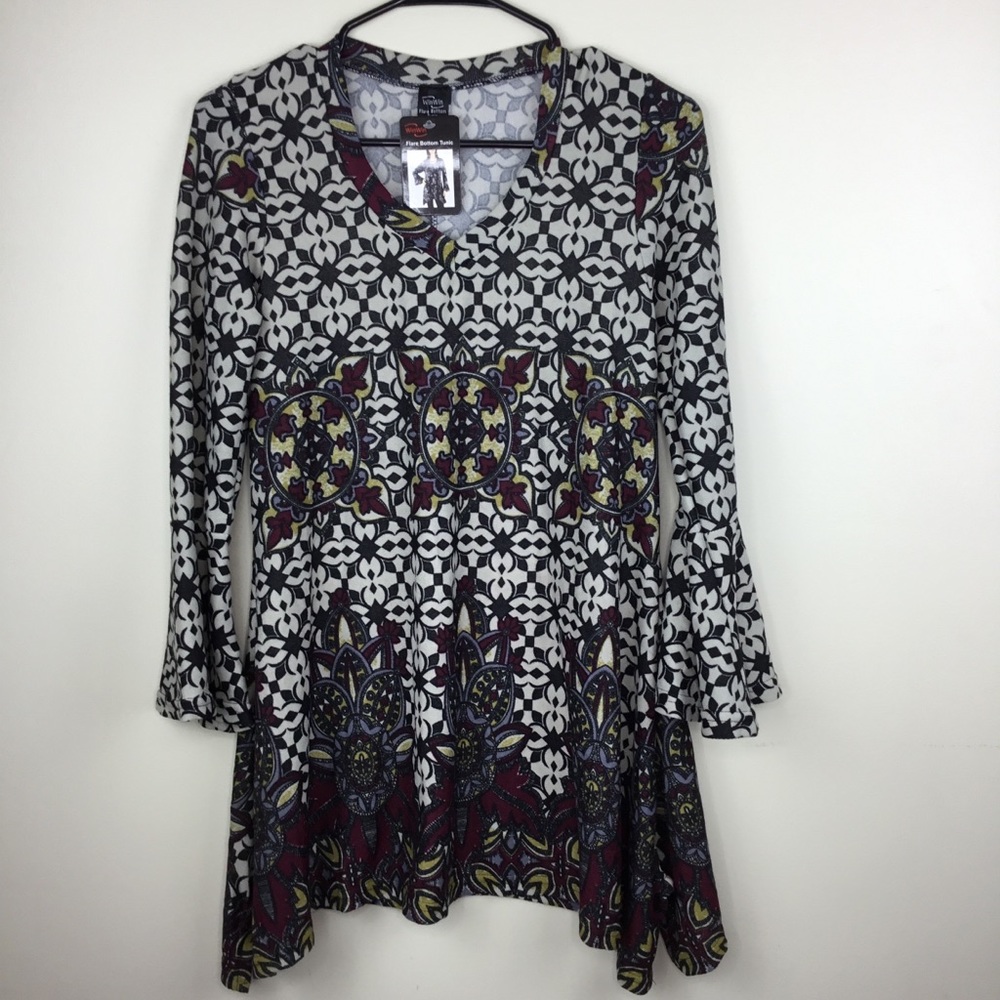 Win Win Long Bell Sleeves Flare Knit Tunic S/M